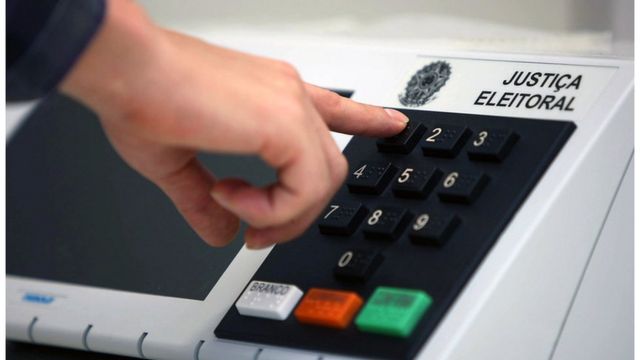 Urnas eletrônicas de Taubaté e Piquete selecionadas para auditoria de integridade das Eleições 2026