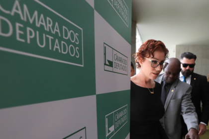 Audiência de extradição de Carla Zambelli na Corte de Apelação de Roma com juízes italianos