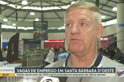 Candidatos em fila na 8ª Feira do Emprego de Santa Bárbara d'Oeste com 40 empresas e 500 vagas