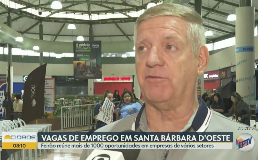 Candidatos em fila na 8ª Feira do Emprego de Santa Bárbara d'Oeste com 40 empresas e 500 vagas