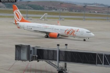 Avião da Gol no aeroporto de Rio Branco simboliza fim de voos diretos para Porto Velho e Manaus