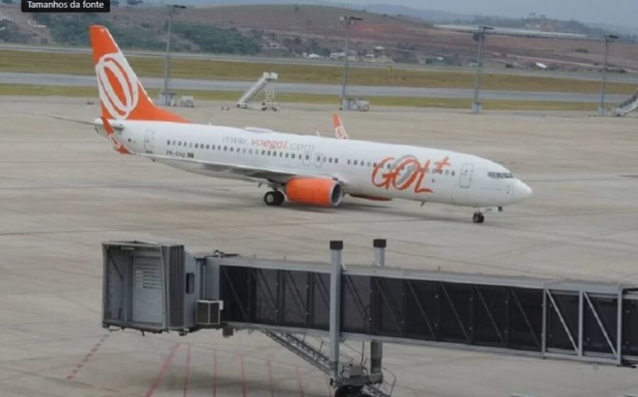 Avião da Gol no aeroporto de Rio Branco simboliza fim de voos diretos para Porto Velho e Manaus