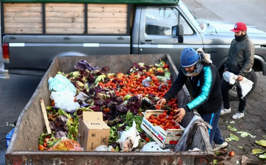 Ciberataque derruba refrigeração de 400 supermercados na França e gera descarte de alimentos
