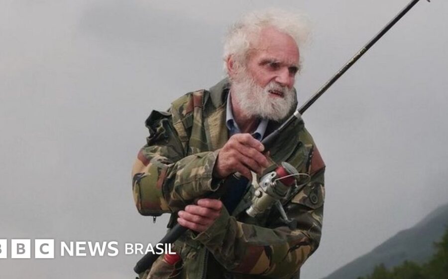 Oreste Forno, 73 anos, ex-IBM, vive isolado em cabana artesanal a 2000m altitude nos Alpes italianos