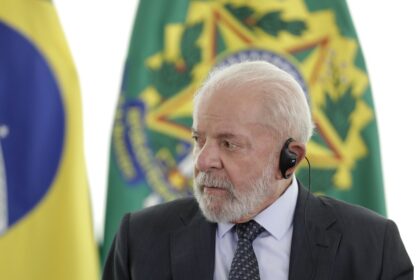 Lula anuncia perdão de dívidas do setor de eventos e novo teto do MEI com medidas de crédito BNDES