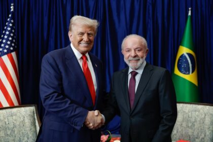 Lula reunido com Arthur Lira e Rodrigo Pacheco no Palácio da Alvorada após reeleição apertada