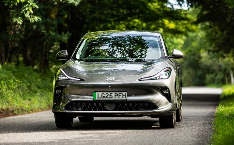 MG IM6 SUV elétrico 2025 lançamento Brasil versão topo tração integral 800V