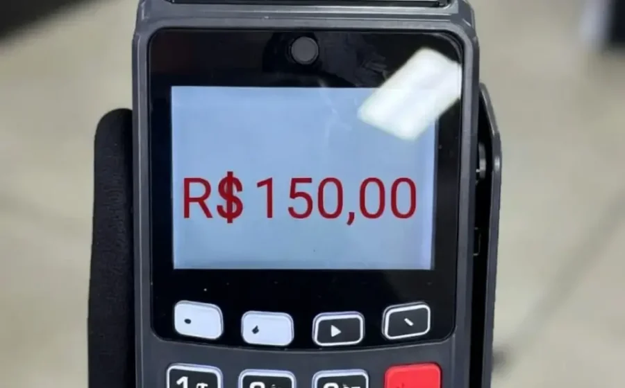 Maquininha de cartão clone usada em golpe de R$ 22 mil na peixaria Jatiúca Maceió