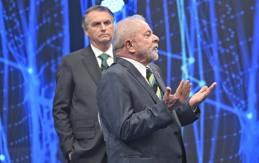 Gráfico da pesquisa Quaest mostra medo de volta dos Bolsonaro (44%) superando reeleição de Lula (42%) pela primeira vez
