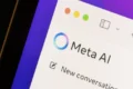 Logotipo da Meta com calendário destacando 20 de novembro, simbolizando adiamento de novas regras comerciais