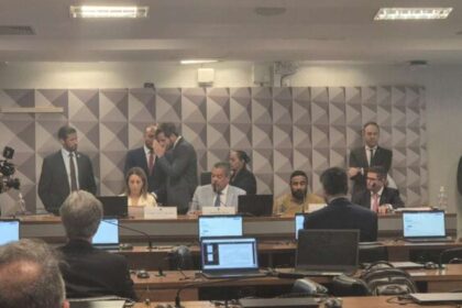 Ministro Alexandre de Moraes do STF determina bloqueio de R$ 6 bi de advogado ligado a bets