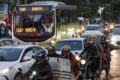 Motocicleta na rua de Belo Horizonte com fiscalização de ruído sonora