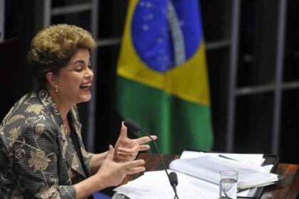 Gráfico da dívida pública brasileira em ascensão com alerta de armadilha fiscal