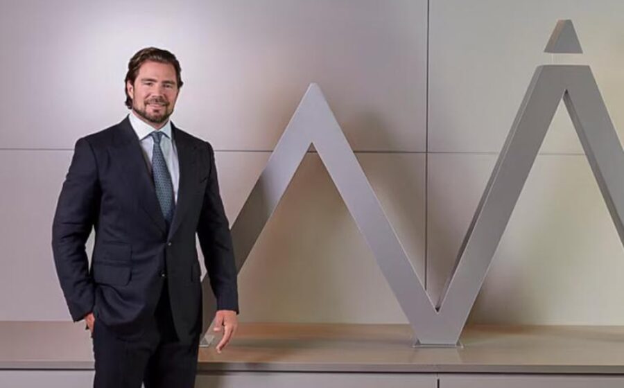 Celular com mensagens sobre visitas de Daniel Vorcaro ao Palácio do Planalto em 2023