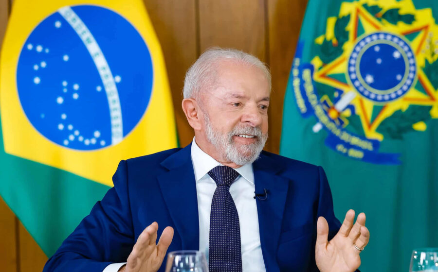 Amauri Pinha, presidente do Conselho da ECB, construtora do Grupo Mota-Engil, em retrato corporativo