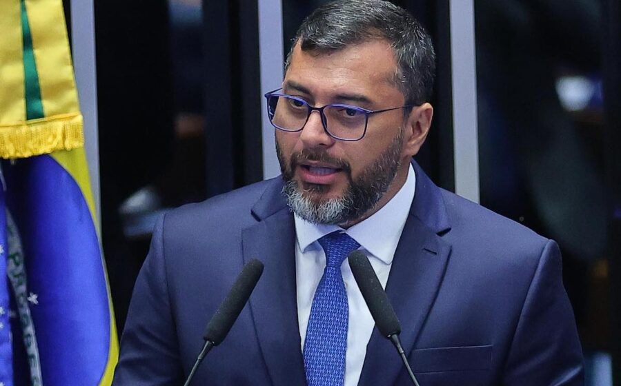 Governador Juninho da Van em vídeo curto no celular diante de buraco na estrada
