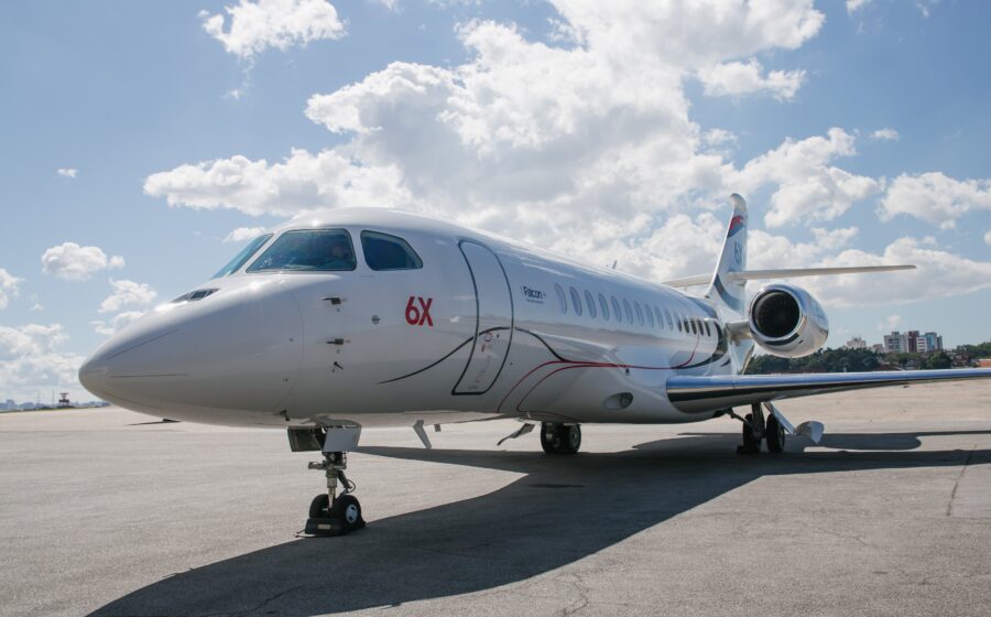 Gulfstream G600 da Whirlpool avaliado em R$ 330 milhões pousando em Manaus