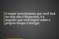 Pessoa usando inteligência artificial no trabalho, simbolizando produtividade e futuro do emprego