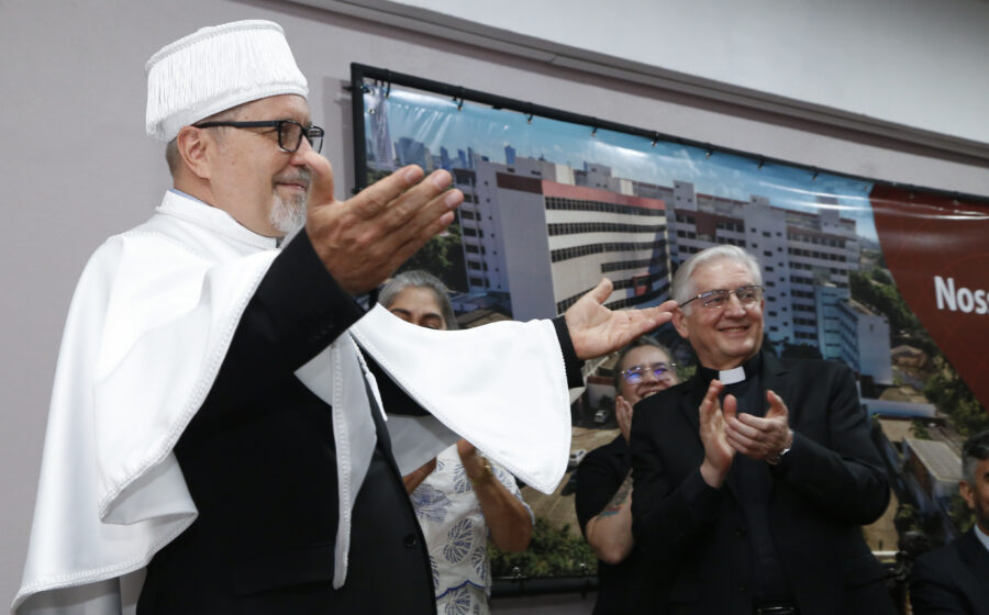 Padre Anderson Antonio Pedroso, reitor da PUC-Rio, em retrato oficial