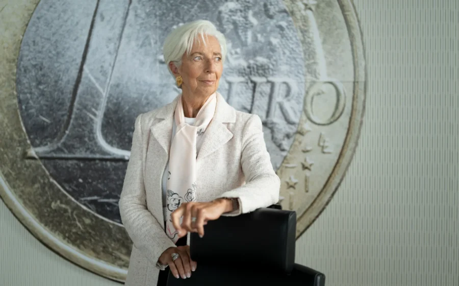 Christine Lagarde anuncia renúncia antecipada à presidência do BCE em coletiva de imprensa
