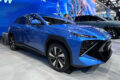 Omoda 4 SUV híbrido flex 2027 lateral azul metálico rodas diamantadas