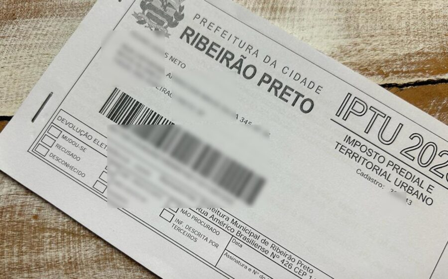 Prefeito de Rio das Ostras sanciona lei de reajuste salarial de 4,22% para servidores
