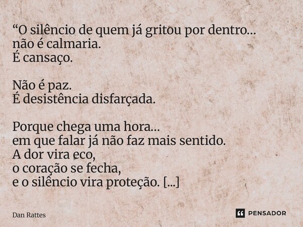 Colaborador exausto em silêncio no escritório, representando esgotamento silencioso e saúde mental no trabalho