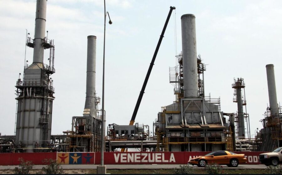 Petróleo venezuelano e bandeiras Brasil-EUA: Flávio Bolsonaro como ponte política para investimentos