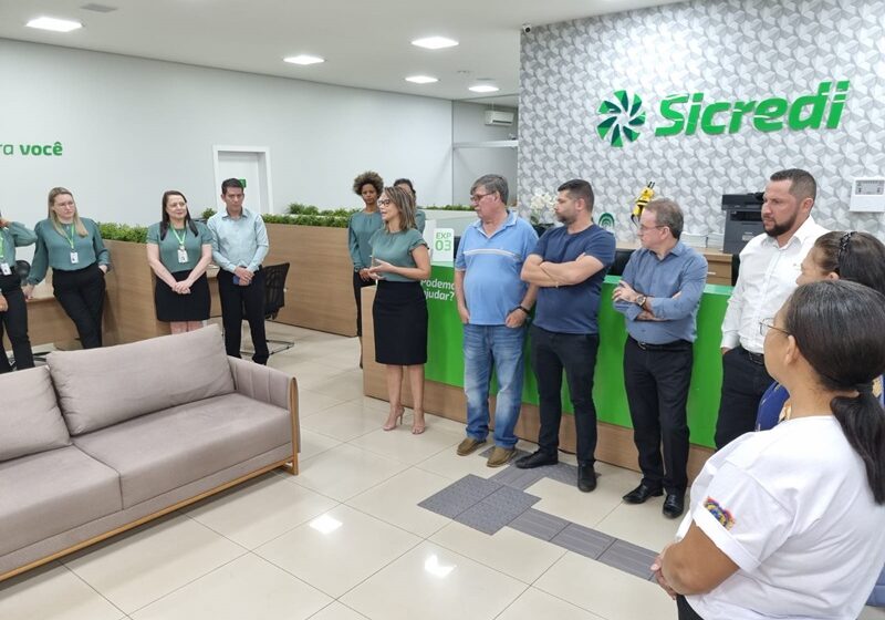 Fachada da nova agência do Sicredi no Vale de Bonsucesso, Teresópolis, 5ª unidade na Região Serrana do RJ
