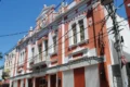 Fachada histórica do Teatro Metrópole em Taubaté, prédio centenário no centro da cidade