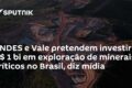 Jogadoras do Cruzeiro e Corinthians disputam bola na final da Libertadores Feminina 2024 em Quito