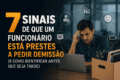 Equipe de facilities uniformizada e sorridente em corredor corporativo, representando retenção de talentos e gestão SEGVAP