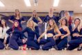 Ana Maria Diniz ensina aula de dança para não dançarinos no Estúdio Anacã em São Paulo