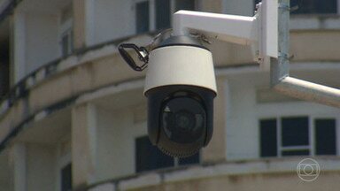 Painel do Smart Sampa mostrando milhares de câmeras em mapa de São Paulo, representando vazamento de 58 mil câmeras por 11 meses