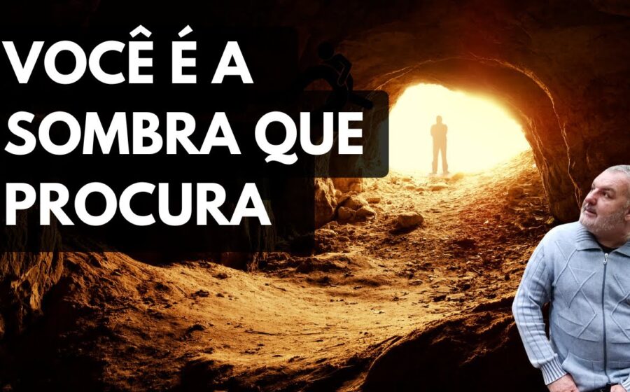 Gruta do Janelão no Parque Cavernas do Peruaçu com estalactite gigante de 28 metros