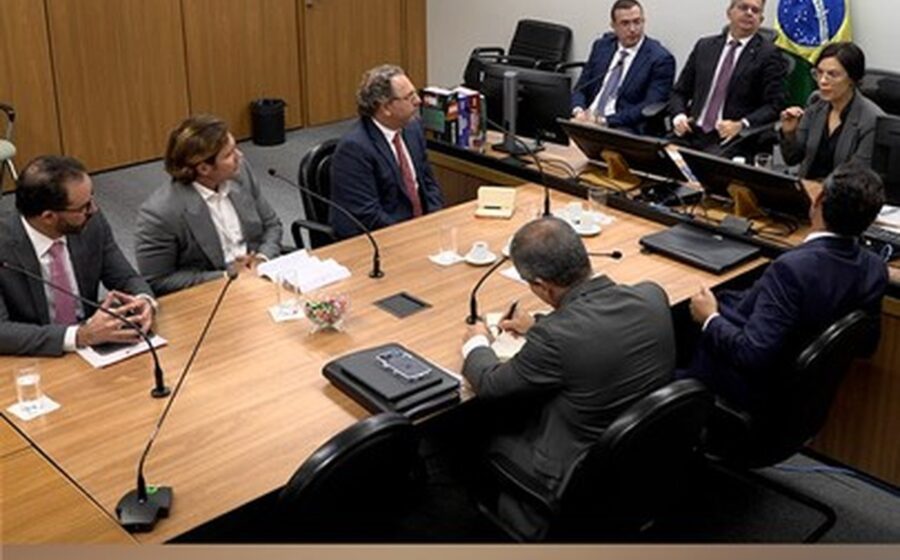 Gravações de áudio expõem esquema de fraudes entre Banco Master e BRB