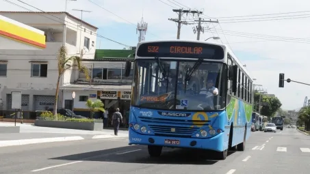 Ônibus vazio em São Paulo no 2º turno das eleições, frota operando a 60% da capacidade