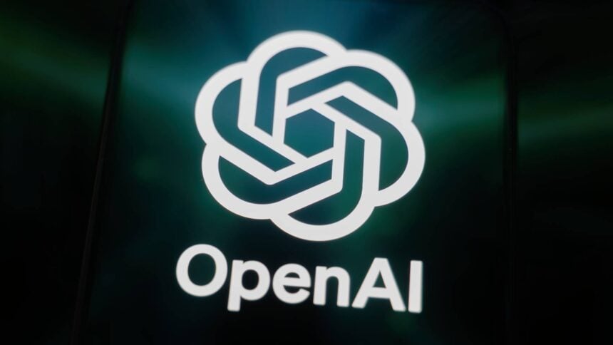 Logo da OpenAI com símbolo de alerta vermelho e texto "10% risco existencial" sobre fundo de pesquisadores preocupados