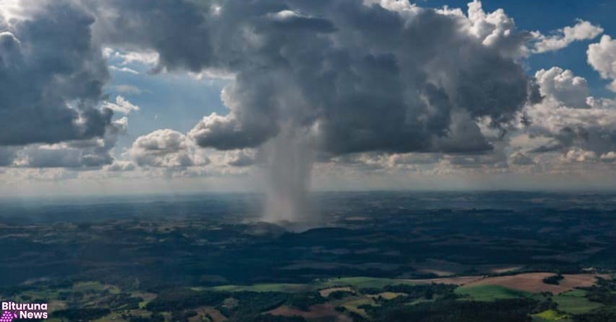 Mapa do Paraná com alerta de chuva extrema e variação térmica sob influência do El Niño