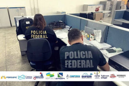 Agentes da Polícia Federal em operação contra fraude no Seguro Defeso