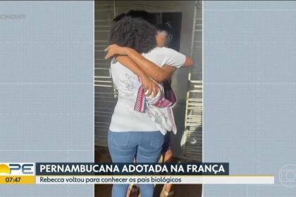 Policial militar usa ChatGPT no celular para se comunicar com menino haitiano perdido em Farroupilha RS