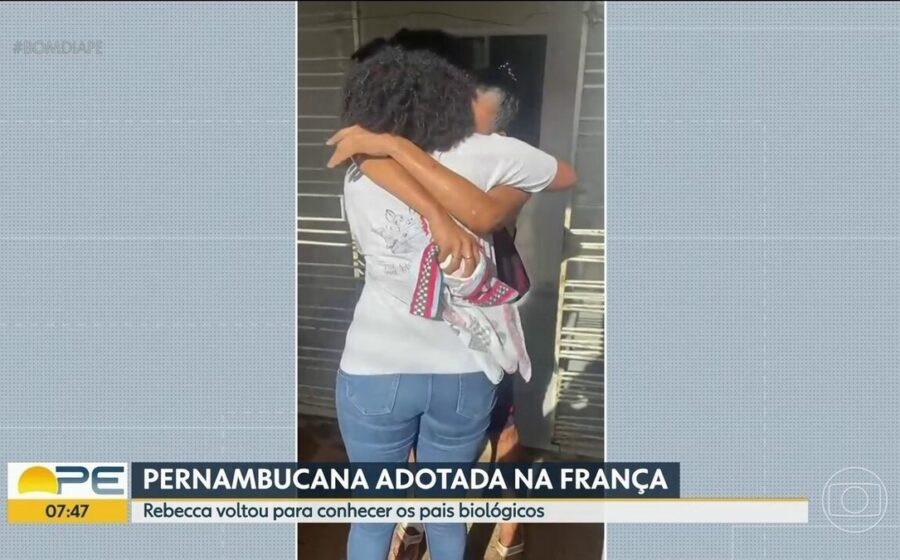 Policial militar usa ChatGPT no celular para se comunicar com menino haitiano perdido em Farroupilha RS