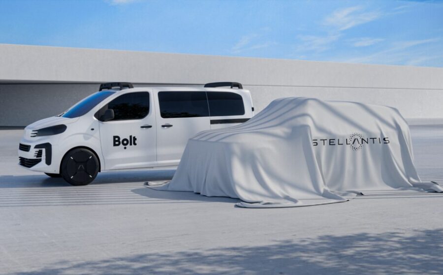 Carro autônomo Bolt Stellantis ruas Paris 2028 teste