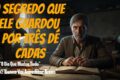 Gildo Francisco de Sá, 60 anos, escritor brasileiro segurando um de seus livros publicados