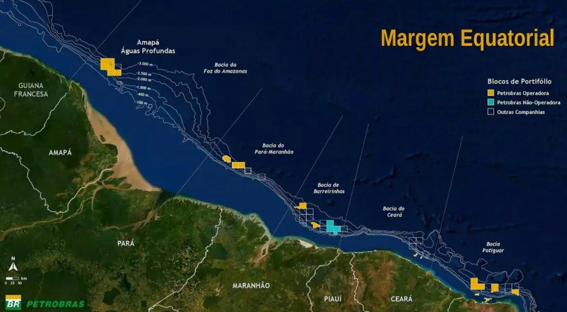Plataforma de petróleo Petrobras em alto mar na Bacia da Foz do Amazonas