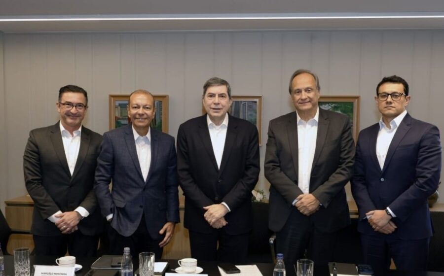 21 executivos do Bradesco compram ações BBDC4 totalizando R$ 27 milhões em setembro