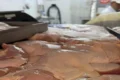 Fiscais do Procon-JP inspecionam gôndolas com cerveja e carne vencidas em supermercado de João Pessoa