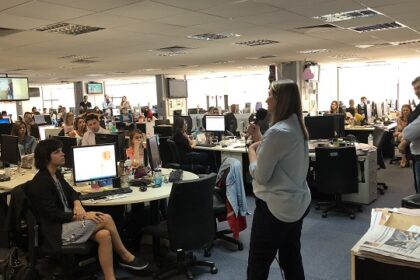 Andressa Xavier, nova diretora-executiva da Redação Integrada do Grupo RBS, em portrait profissional