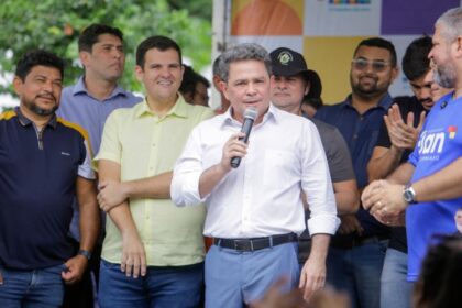 Manifestações rivais em Recife: apoiadores de Lula e Flávio Bolsonaro ocupam ruas na véspera do 2º turno 2026