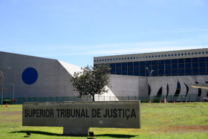 Decisão do STJ afasta sócio de empresa familiar por violência doméstica